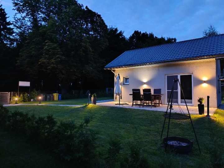 Dom Wypoczynkowy Pod Kasztanem 1 Nad Jeziorem Wartkowo Bagian luar foto